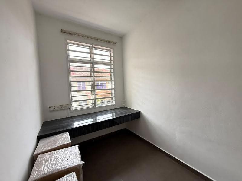 Condominium for Sale at Nusavilla - Grace Ng - Study - PropertyGuru.com.my
