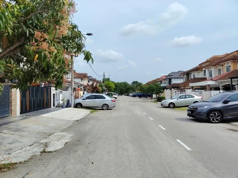 Terraced House for Sale in Bandar Bukit Puchong (Puchong) - Suresh Kumar - Exterior - PropertyGuru.com.my