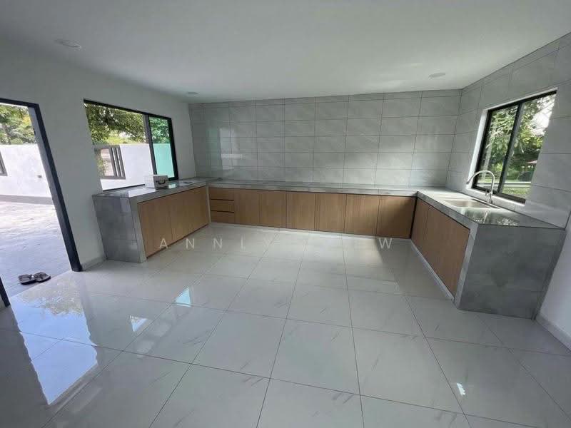 1-storey Terraced House for Sale in Ulu Tiram (Johor) - Annly Liew - Kitchen - PropertyGuru.com.my
