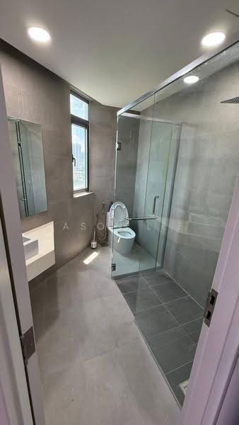 Condominium for Rent at Vivo Residential Suites - Jason Lee - Bathroom - PropertyGuru.com.my
