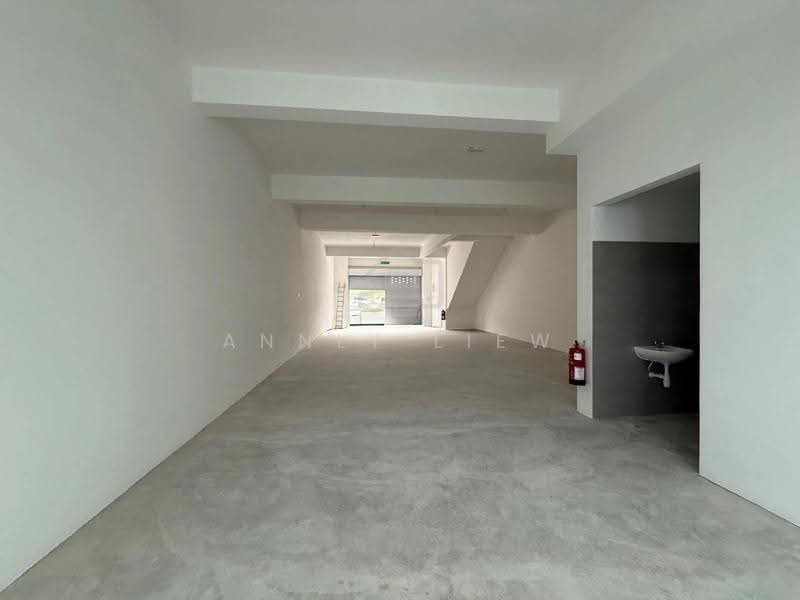 Shop for Rent in Johor Bahru (Johor) - Annly Liew - Interior - PropertyGuru.com.my