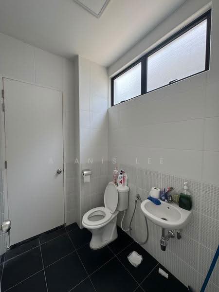 2-storey Terraced House for Rent in Kota Masai (Pasir Gudang) - Alanis Lee - Bathroom - PropertyGuru.com.my