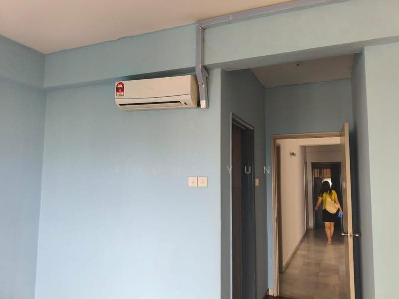 Pangsapuri untuk Disewa di Seri Puri - Foong Yun - Corridor - PropertyGuru.com.my