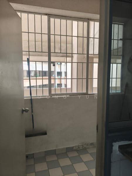 Pangsapuri untuk Disewa di Seri Puri - Foong Yun - Balcony - PropertyGuru.com.my