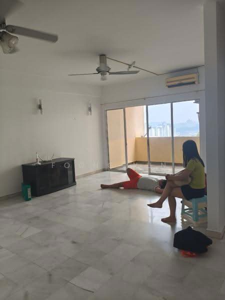 Pangsapuri untuk Disewa di Seri Puri - Foong Yun - Living Room - PropertyGuru.com.my
