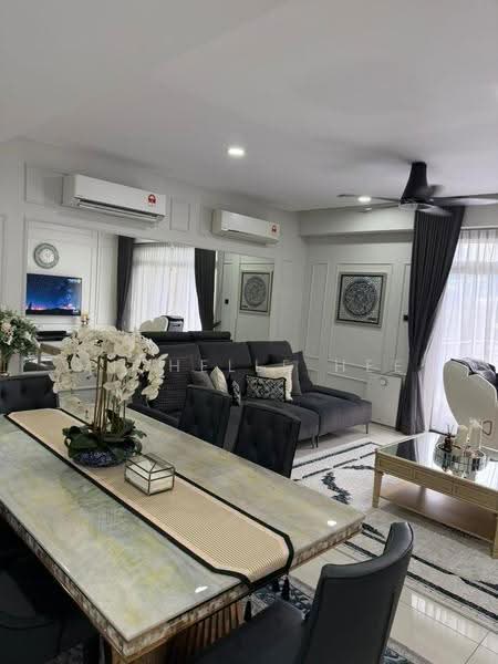 Kondominium untuk Dijual di Vivo Residential Suites - Michelle Hee - Living Room - PropertyGuru.com.my