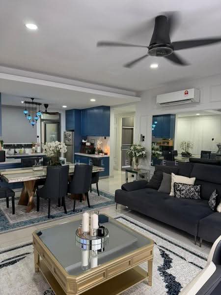Kondominium untuk Dijual di Vivo Residential Suites - Michelle Hee - Living Room - PropertyGuru.com.my