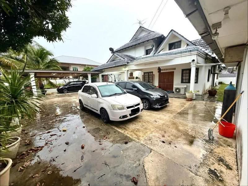 Bungalow House for Sale in Johor Bahru (Johor) - Firdaus Dauz - Exterior - PropertyGuru.com.my
