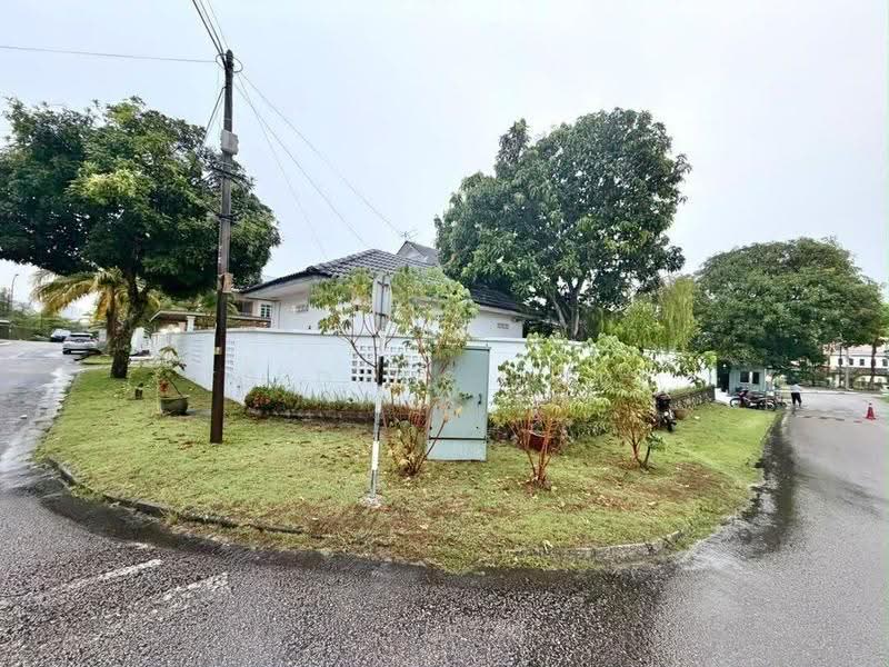 Bungalow House for Sale in Johor Bahru (Johor) - Firdaus Dauz - Exterior - PropertyGuru.com.my