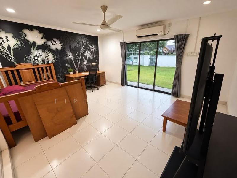 Bungalow House for Sale in Johor Bahru (Johor) - Firdaus Dauz - Bedroom - PropertyGuru.com.my