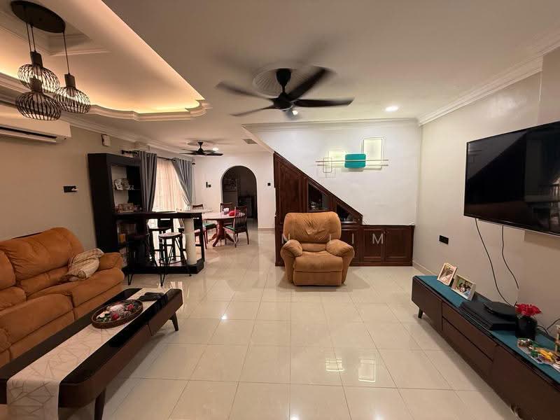 2-storey Terraced House for Sale in Taman Sentosa (Klang) - Steven Lim - Living Room - PropertyGuru.com.my