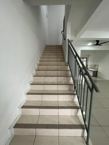 Rumah Teres 2-Tingkat untuk Disewa di Bandar Mahkota Banting (Tanjong Duabelas) - Yogesvaran Poovan - Interior - PropertyGuru.com.my