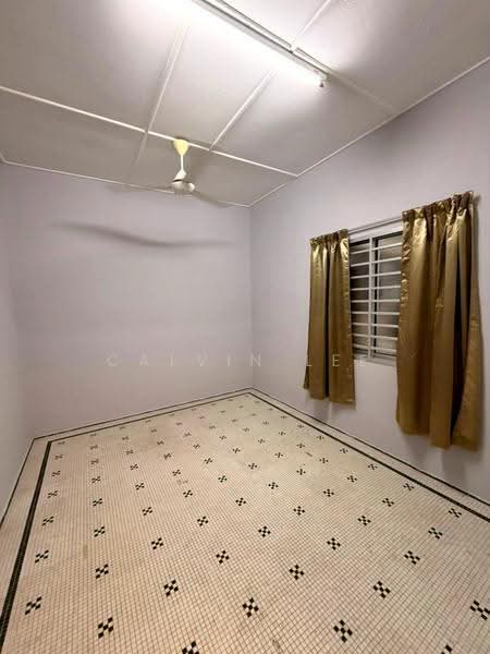 Rumah Teres 1-Tingkat untuk Dijual di Taman Abad (Johor Bahru) - Calvin Lee - PropertyGuru.com.my