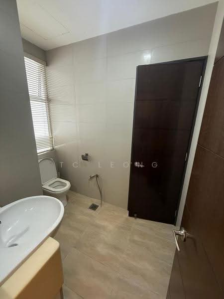 Condominium for Sale at 9 Bukit Utama Condominium - TC Leong - Bathroom - PropertyGuru.com.my