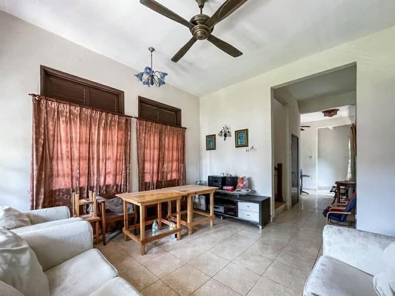 Bungalow House for Sale in Kota Seriemas (Nilai) - Izzati Mat - Living Room - PropertyGuru.com.my