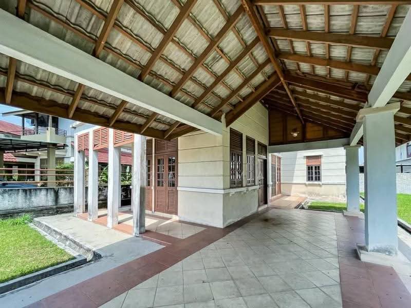 Bungalow House for Sale in Kota Seriemas (Nilai) - Izzati Mat - Exterior - PropertyGuru.com.my