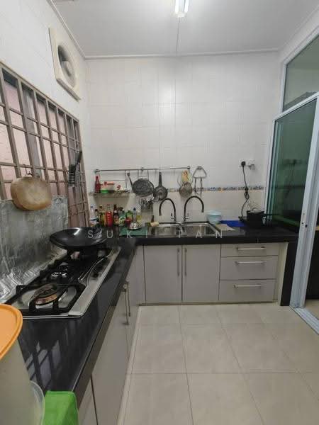 2-storey Terraced House for Sale in Taman Sri Bintang (Kepong) - Suki Tan - Kitchen - PropertyGuru.com.my