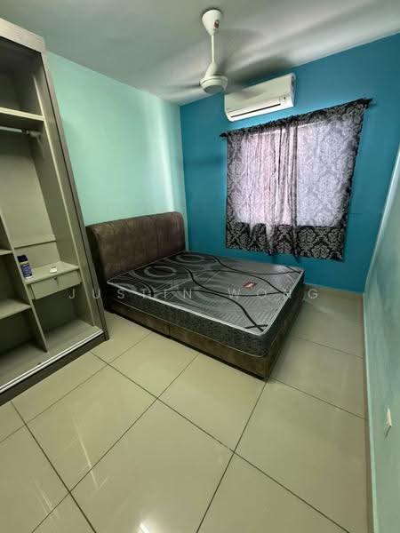 Kediaman Servis untuk Disewa di Sentrovue - Justin Wong - Bedroom - PropertyGuru.com.my
