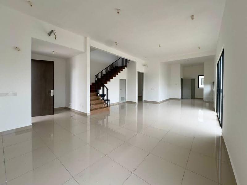 Rumah Berkembar untuk Dijual di Cyber 10 (Cyberjaya) - Zehan Zaki - Living Room - PropertyGuru.com.my