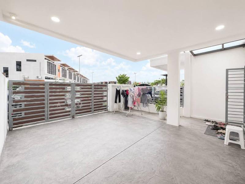 Rumah Teres 2.5-Tingkat untuk Dijual di Taman TTDI Grove (Kajang) - Aimi Mahirah - PropertyGuru.com.my