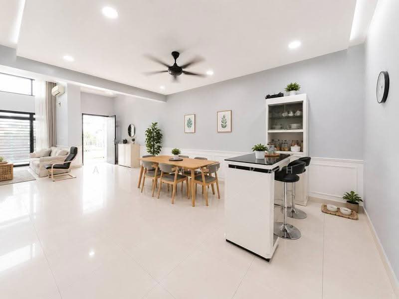 Rumah Teres 2.5-Tingkat untuk Dijual di Taman TTDI Grove (Kajang) - Aimi Mahirah - Living Room - PropertyGuru.com.my