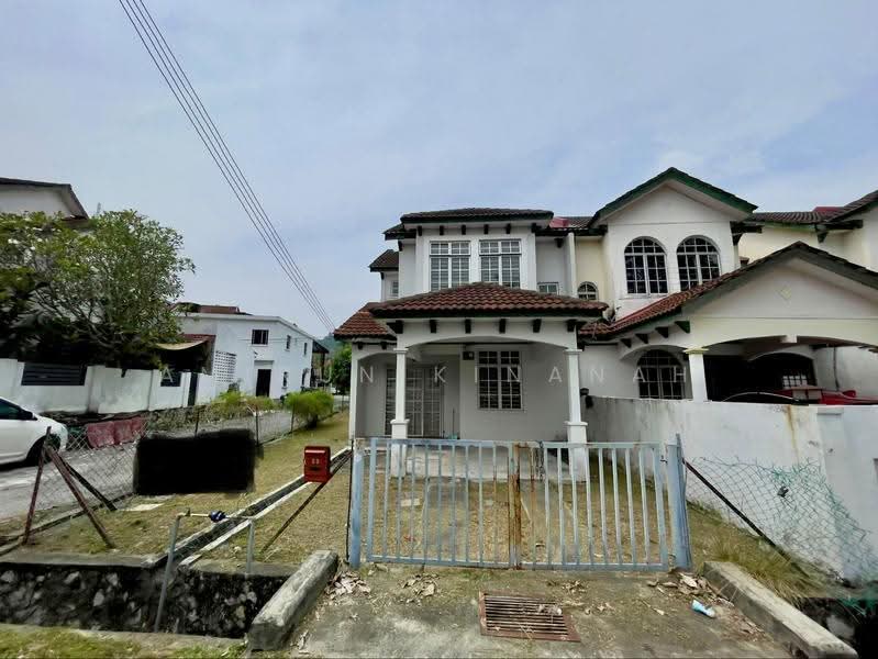 Rumah Teres 2-Tingkat untuk Dijual di Bandar Puncak Alam (Puncak Alam) - Amirun Kinanah - Exterior - PropertyGuru.com.my