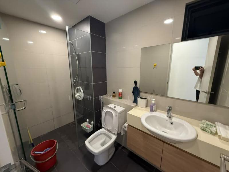 Kondominium untuk Dijual di Inwood Residences - Terry Law - Bathroom - PropertyGuru.com.my