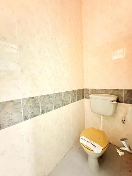 Rumah Berkembar untuk Dijual di Taman Pelangi Indah (Ulu Tiram) - Shishi . - Bathroom - PropertyGuru.com.my
