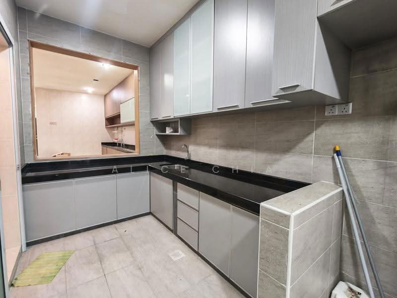 Rumah Berkembar untuk Disewa di Taman Gaya (Ulu Tiram) - Alice Chia - Kitchen - PropertyGuru.com.my