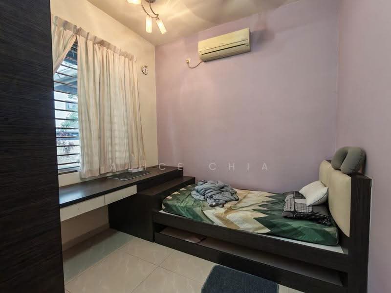 Rumah Berkembar untuk Disewa di Taman Gaya (Ulu Tiram) - Alice Chia - Bedroom - PropertyGuru.com.my