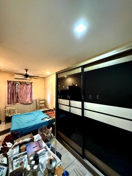 2-storey Terraced House for Sale in Taman Desa Jaya (Johor Bahru) - Calvin Lee - Bedroom - PropertyGuru.com.my