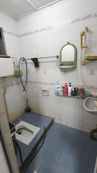 Rumah Teres 2-Tingkat untuk Dijual di Taman Tan Sri Yaacob (Johor Bahru) - Yvonne Lim - Bathroom - PropertyGuru.com.my