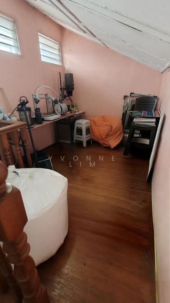 Rumah Teres 2-Tingkat untuk Dijual di Taman Tan Sri Yaacob (Johor Bahru) - Yvonne Lim - Study - PropertyGuru.com.my