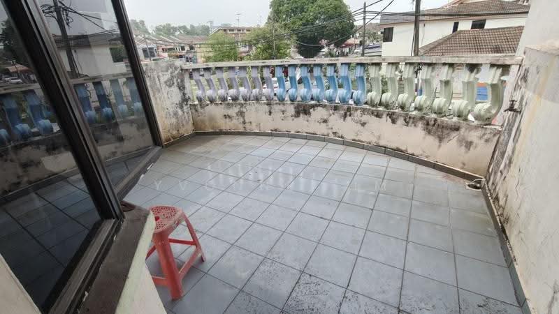 Rumah Teres 2-Tingkat untuk Dijual di Taman Tan Sri Yaacob (Johor Bahru) - Yvonne Lim - Balcony - PropertyGuru.com.my