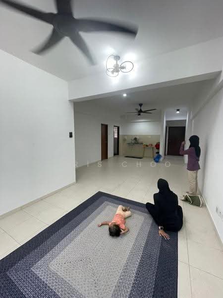Apartment for Rent at Pangsapuri Selangorku Baiduri Jaya - Chris Choo - Living Room - PropertyGuru.com.my