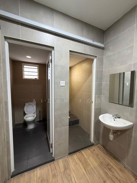 Kedai / Pejabat untuk Disewa di Bandar Puteri Puchong (Puchong) - Aiden Foo - Bathroom - PropertyGuru.com.my