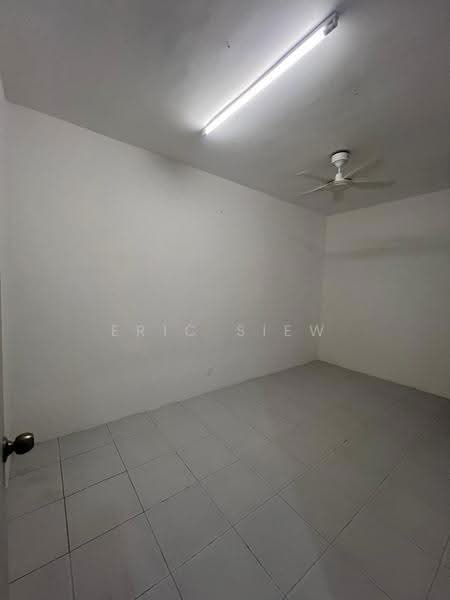Kondominium untuk Disewa di Residensi Sateria - Eric Siew - Interior - PropertyGuru.com.my