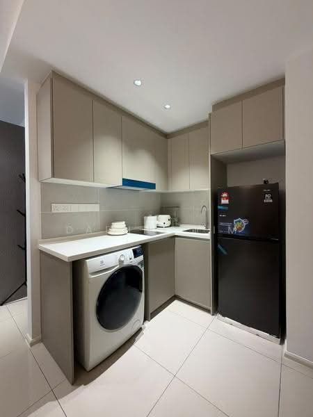 Service Residence for Rent at Residensi Estetik 8 (Est8) - Daphne Lim - Kitchen - PropertyGuru.com.my
