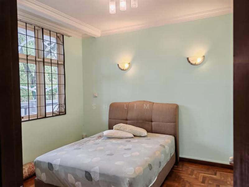 Kondominium untuk Dijual di Desa Acacia - SH Lim - Bedroom - PropertyGuru.com.my