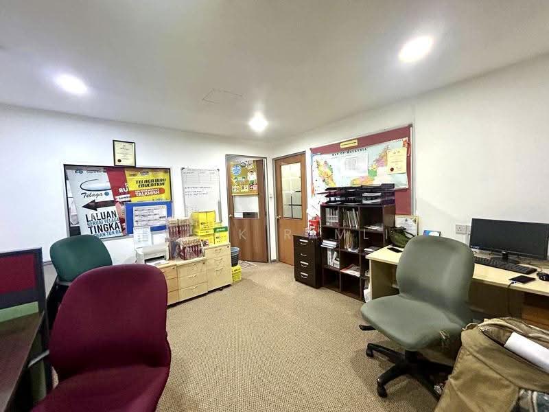 Kilang untuk Dijual di Bandar Baru Sungai Buloh (Sungai Buloh) - Ishak Ramli - Study - PropertyGuru.com.my