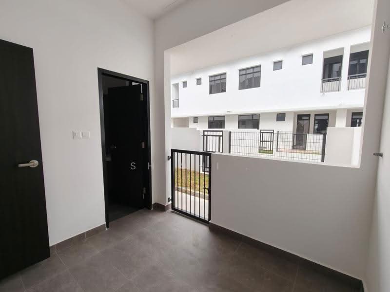 Terraced House for Sale in Johor Bahru (Johor) - Shishi . - Exterior - PropertyGuru.com.my