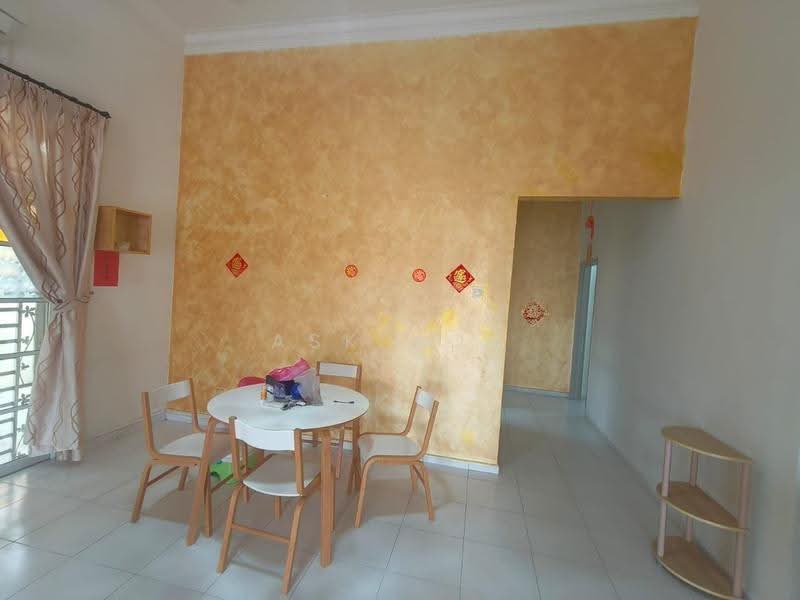 Semi-Detached House for Sale in Batu Pahat (Johor) - Ask Hon - Dining Room - PropertyGuru.com.my