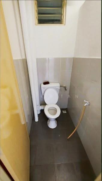 Apartment for Rent at Idaman Selasih - Jerry Tan - Bathroom - PropertyGuru.com.my