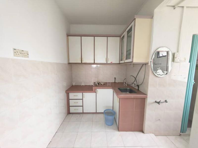 Flat for Sale at Desa Mawar - Bryan H'ng - Kitchen - PropertyGuru.com.my