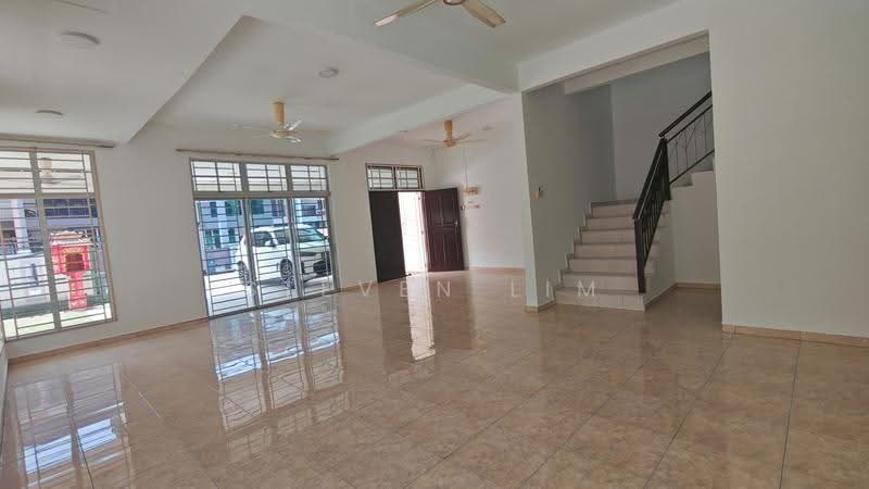 Semi-Detached House for Sale in Taman Cheng Setia (Cheng) - Steven Lim - Living Room - PropertyGuru.com.my