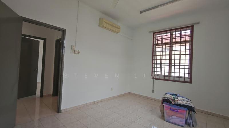 Semi-Detached House for Sale in Taman Cheng Setia (Cheng) - Steven Lim - Interior - PropertyGuru.com.my