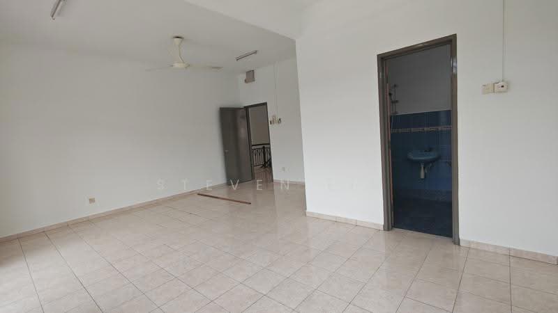 Semi-Detached House for Sale in Taman Cheng Setia (Cheng) - Steven Lim - Interior - PropertyGuru.com.my