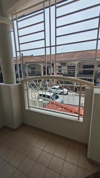 Semi-Detached House for Sale in Taman Cheng Setia (Cheng) - Steven Lim - Balcony - PropertyGuru.com.my