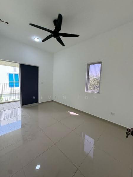 Rumah Teres untuk Dijual di Cyberjaya (Selangor) - Alvin Loh - Balcony - PropertyGuru.com.my