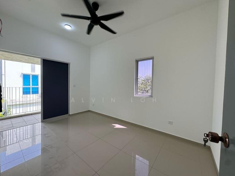 Rumah Teres untuk Dijual di Cyberjaya (Selangor) - Alvin Loh - Balcony - PropertyGuru.com.my